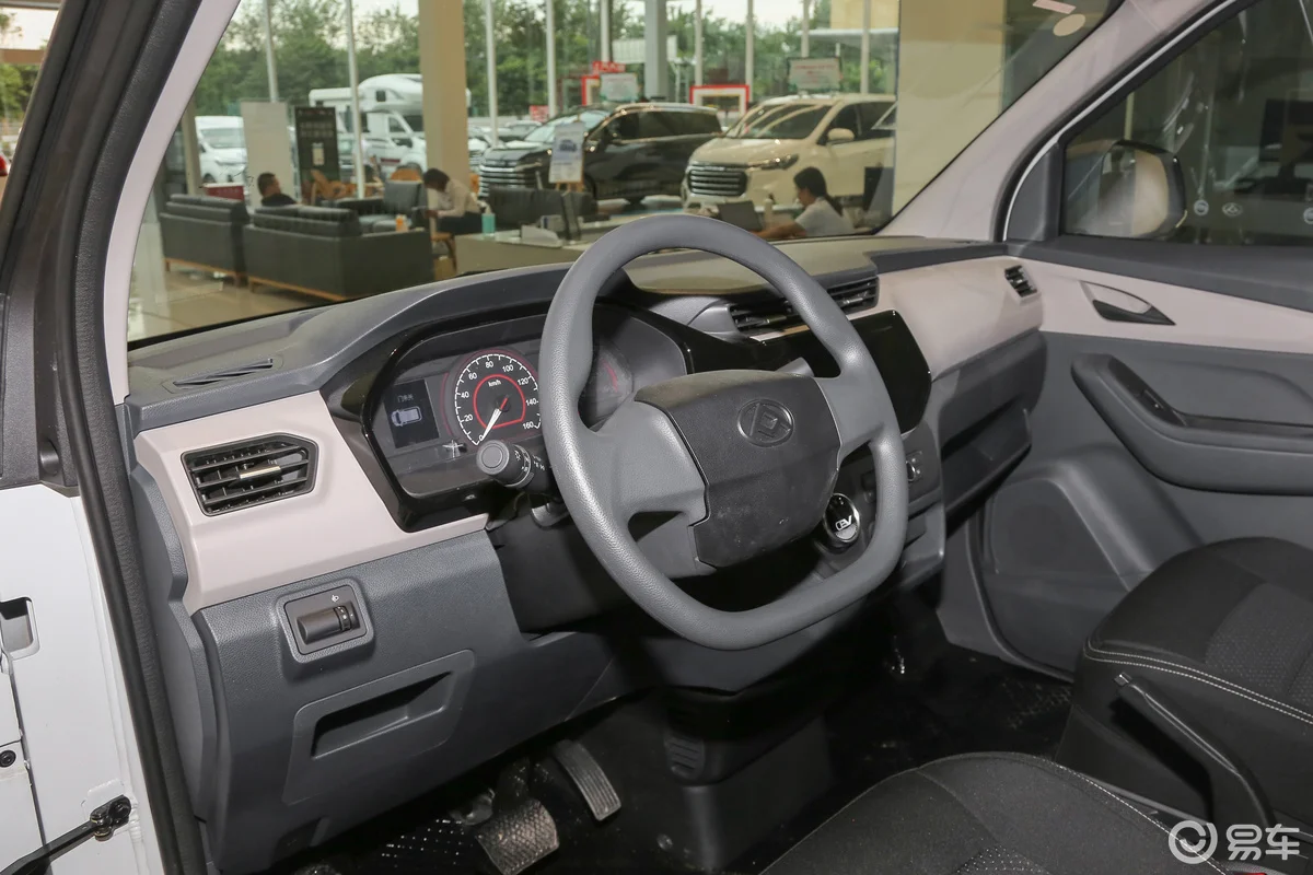 High quality Chinese electric mini van of new 2022 model large space for sale