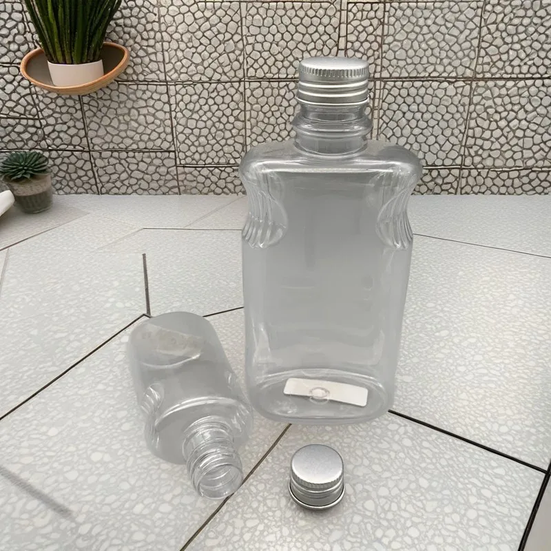 High Quality 65ml 330ml Mini Liquor Shape Flat PET Bottle 2oz 11oz Transparent Plastic Bottle With pump