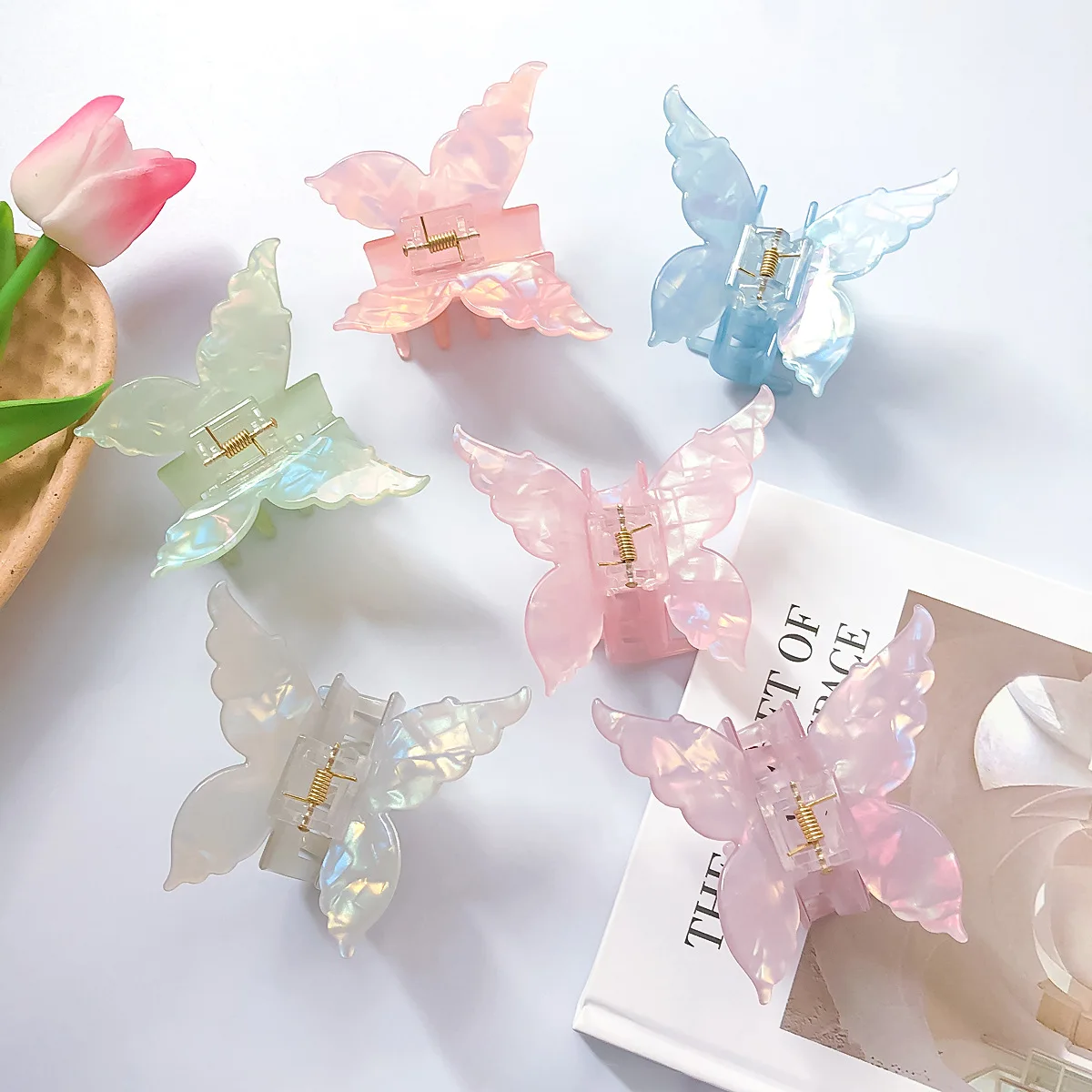 Colourful Transparent Butterfly Shape 7cm Hair Claw Clip Shark Hair Clip Acrylic Butterfly Hair Claw Clips For Women