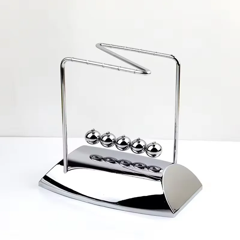 High Quality Customizable Metal Crafts Table Swinging Spheres Metal Newton Cradle