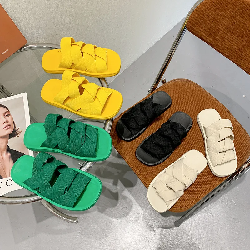 New Arrival  Roman Comfortable Strapped Flat Slides Woman Slip On Outdoor Sandals Shoes