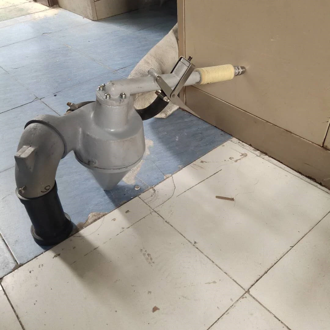 
Small workpieces and steel plates sand blasting machine 