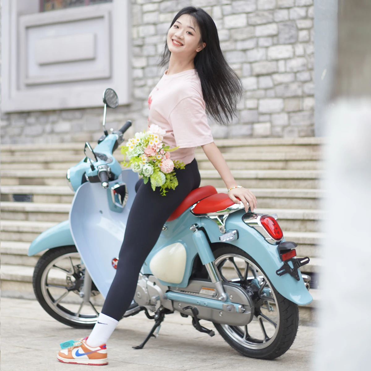 Factory Wholesale Lextra Customization 250cc 4 Stroke Cub Pro Electric Motorbikes Chinese Moto Manufacture