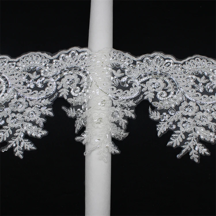Wholesale High Quality  Bridal Lace Fabric Embroidery Silver Lace Trim Guipure Trimming Fabric For Garment Table Cloth Safa
