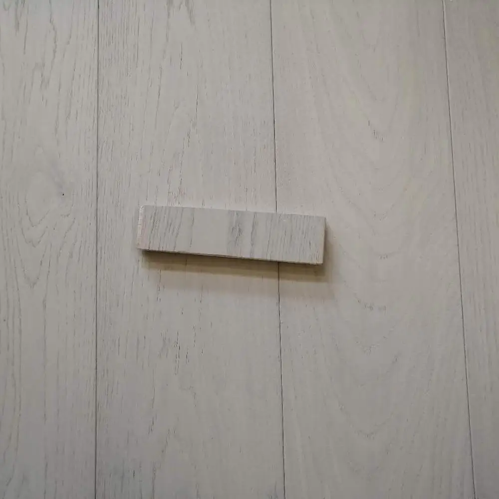 
AB grade light grey wire brushed oak engineered hardwood flooring 