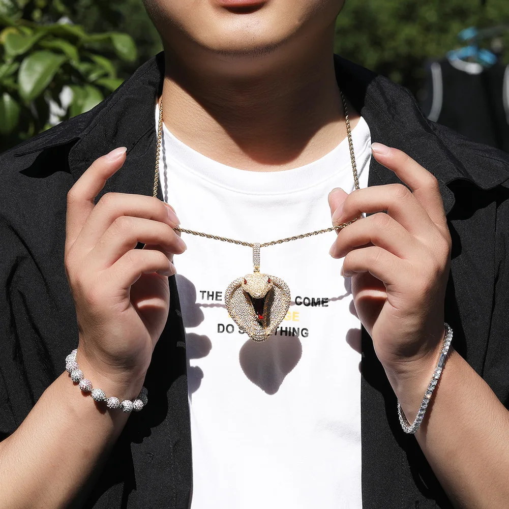 Zircon Iced Out Cobra Snake Pendant 18K Gold Plated Animal Charms Necklace Jewelry For Women Men