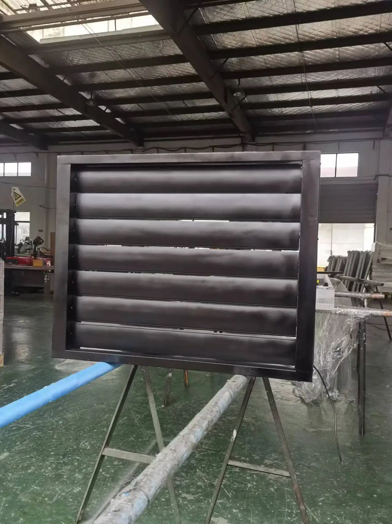 Modern Smart Aluminium Louvered Windows and Doors Exterior Metal Aluminum Wall Blinds for Outdoor Use  180 Degree  Rotation