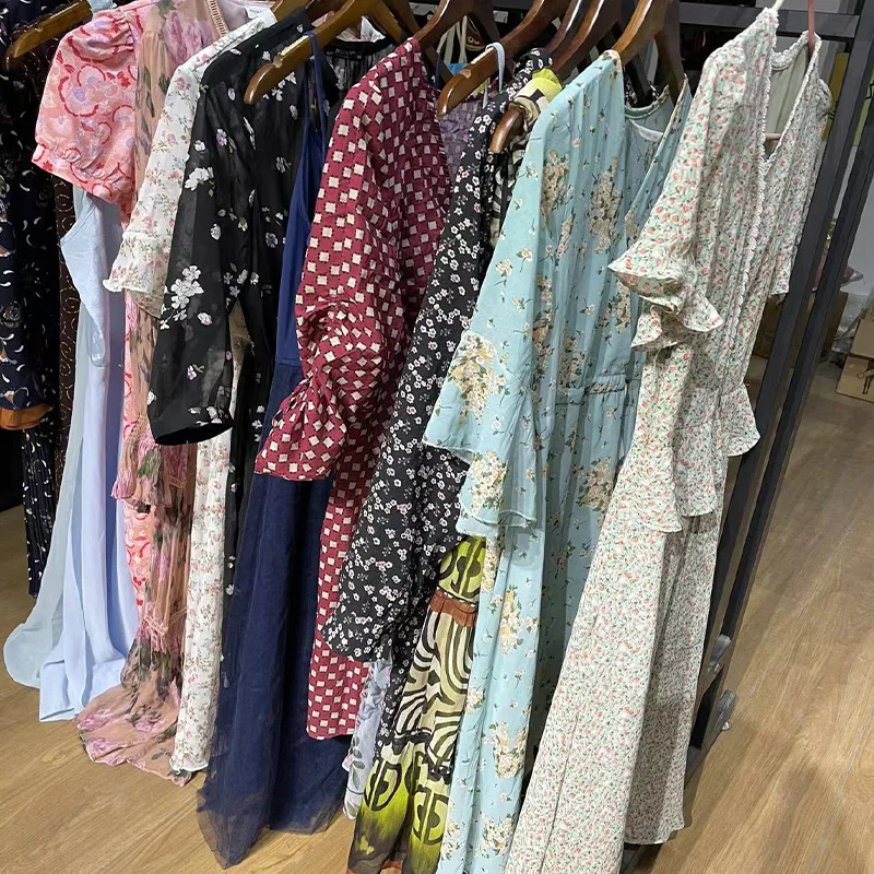 China Factory Good Selling Wholesale Summer Used Clothing Second Hand Clothes