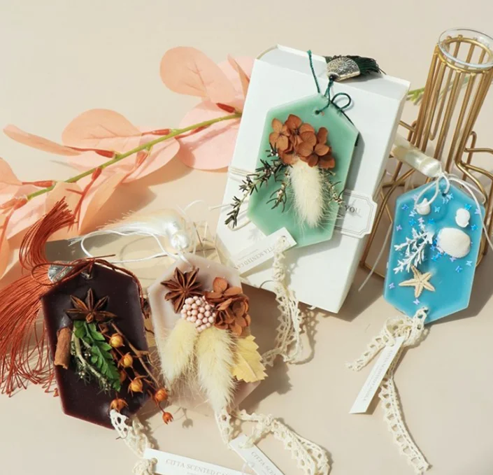 Handmade Custom Packaging Dried Flower Room Air Freshener Perfumed Scented Wax Tablets