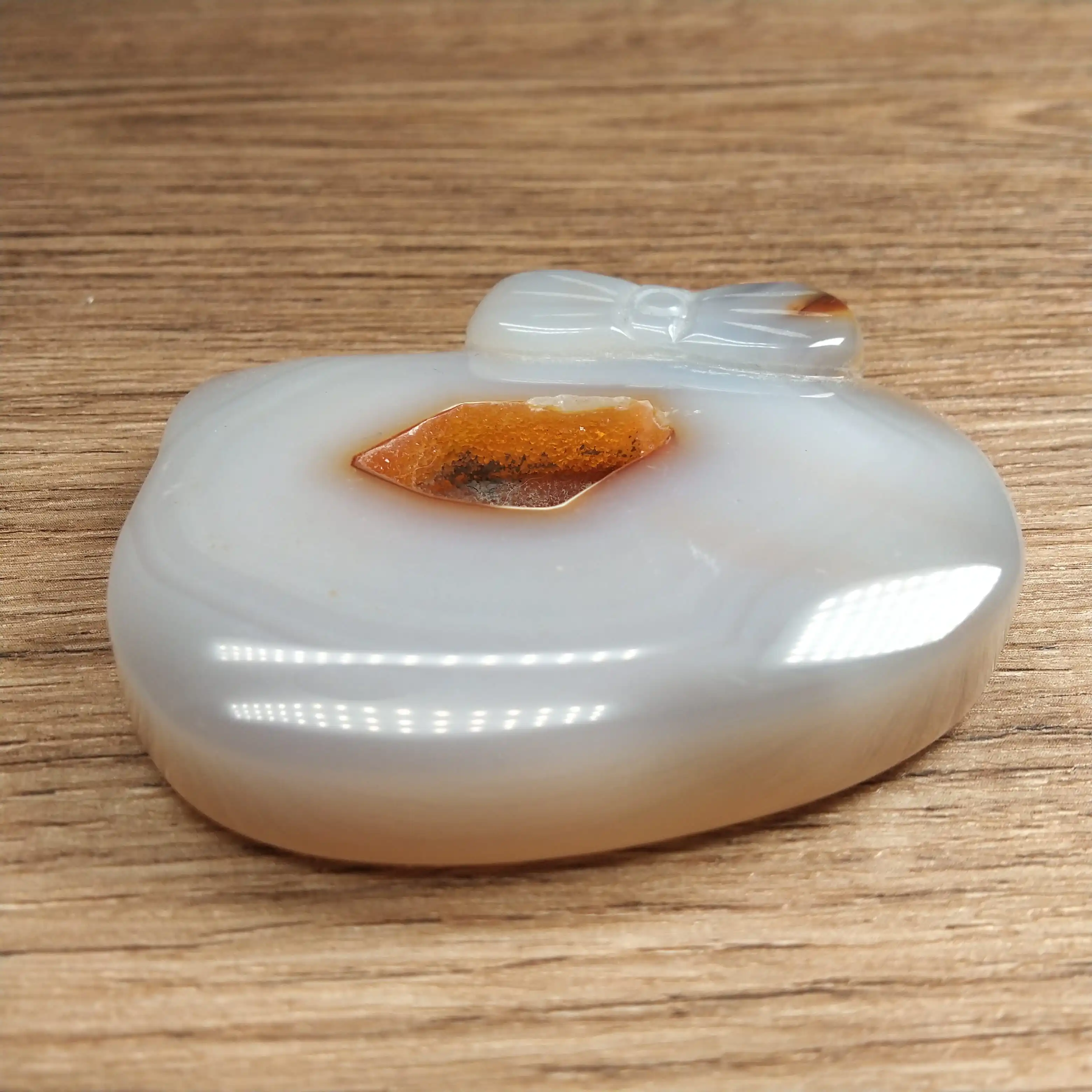 
Wholesale natural crystal agate carved hello kitty head small cute animals carving folk crafts healing souvenirs stones 