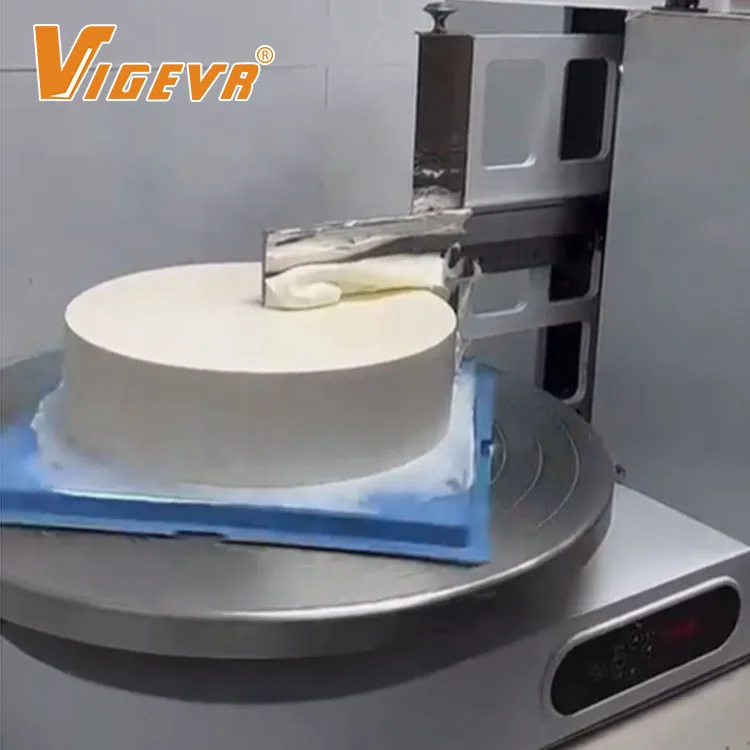Commercial automatic cream cake coating smoothing icing smoother machine cake frosting decorating making cake icing machine