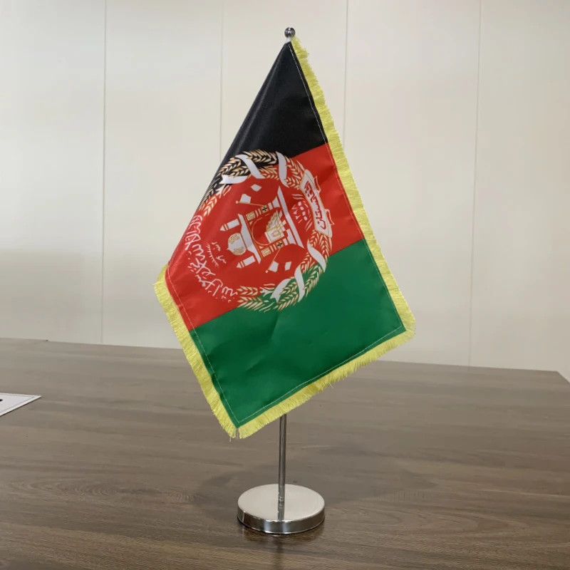 Wholesale 50 Countries Desk Flags Custom Desk Flag Campaign International Country Office Table Flag With Stand and Pole