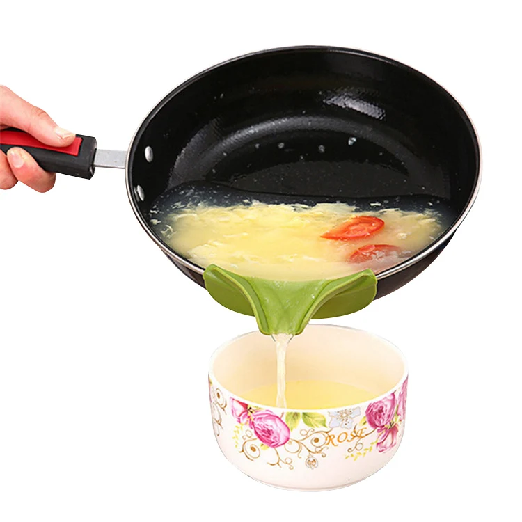 
Spill-Proof Kitchen Funnel Household General Use Colorful Easy To Use Pot Mouth Funnel Silicone Round Deflector For Liquid 