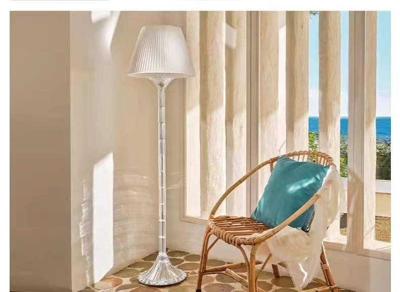 Luxury European Classic Bacarat Crystal Floor Lamp with LED G9 Base for Hotel Living Room Bedroom Sofa Side Bedside Lighting