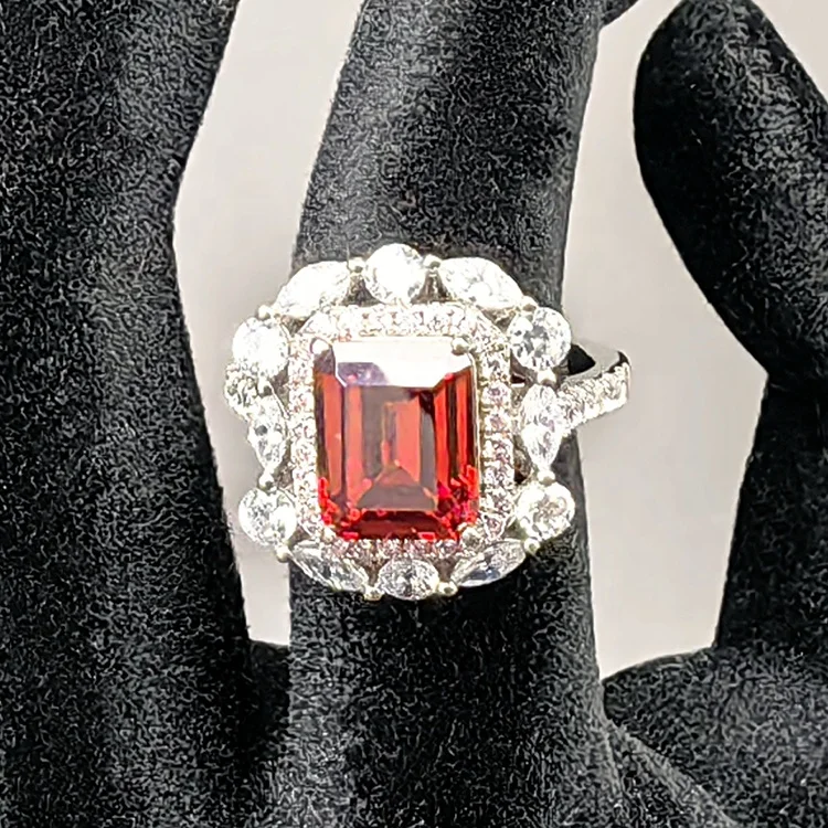 Factory Fine Jewelry Glam Rhodium Plated 925 Sterling Silver Emerald Cut Pigeon Blood Red Ruby Cocktail Ring For Women