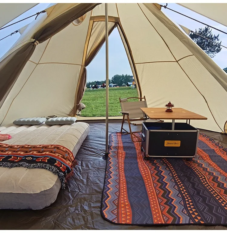 1PC Outdoor Picnic Mat Moistureproof Waterproof Camping Rugs Folding Beach Camping Mat National Style Picnic Blanket