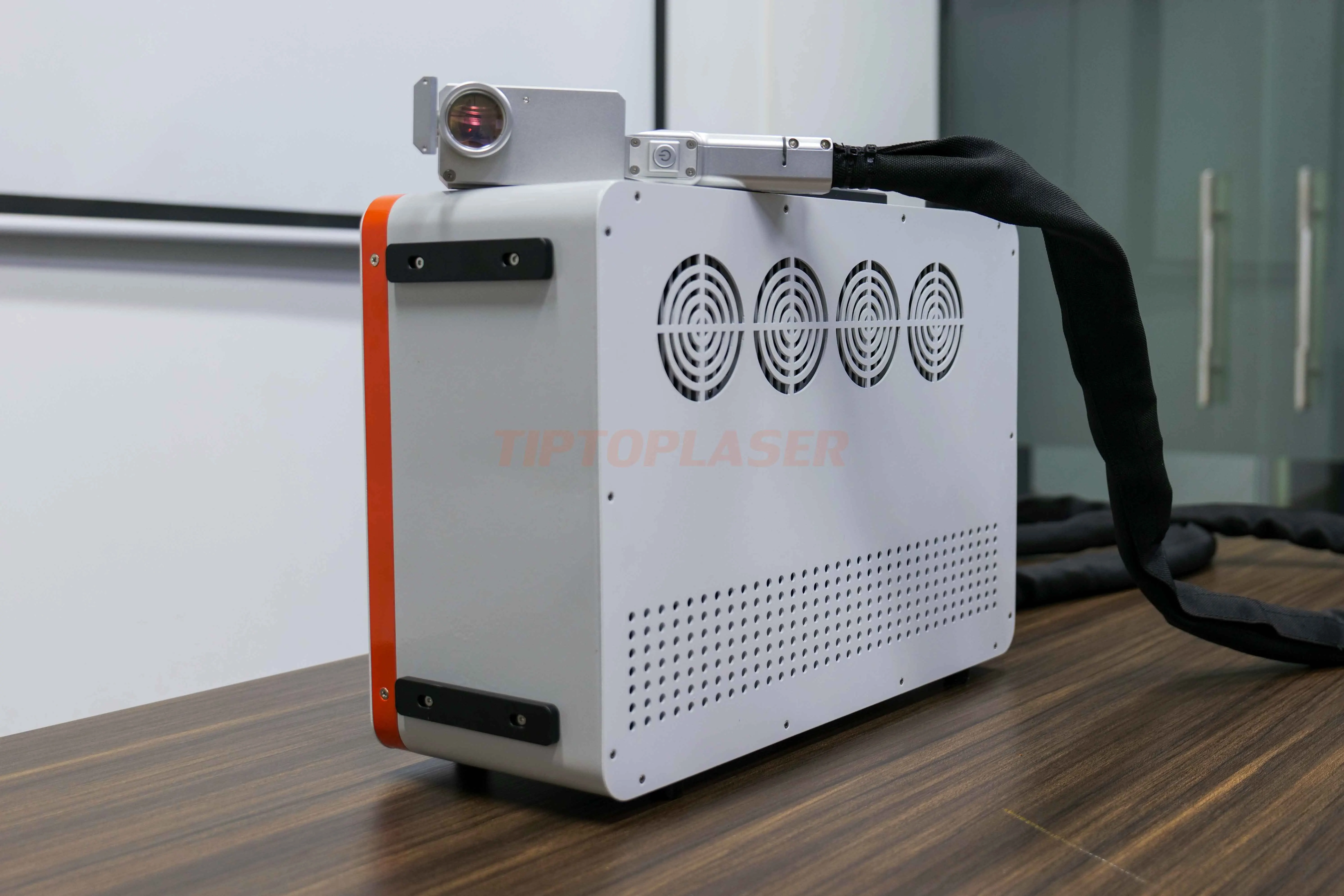 Gaussian laser beam 100w 200w wood furniture paint cleaning advice Raycus laser rust paint costing pulse laser Cleaning machine