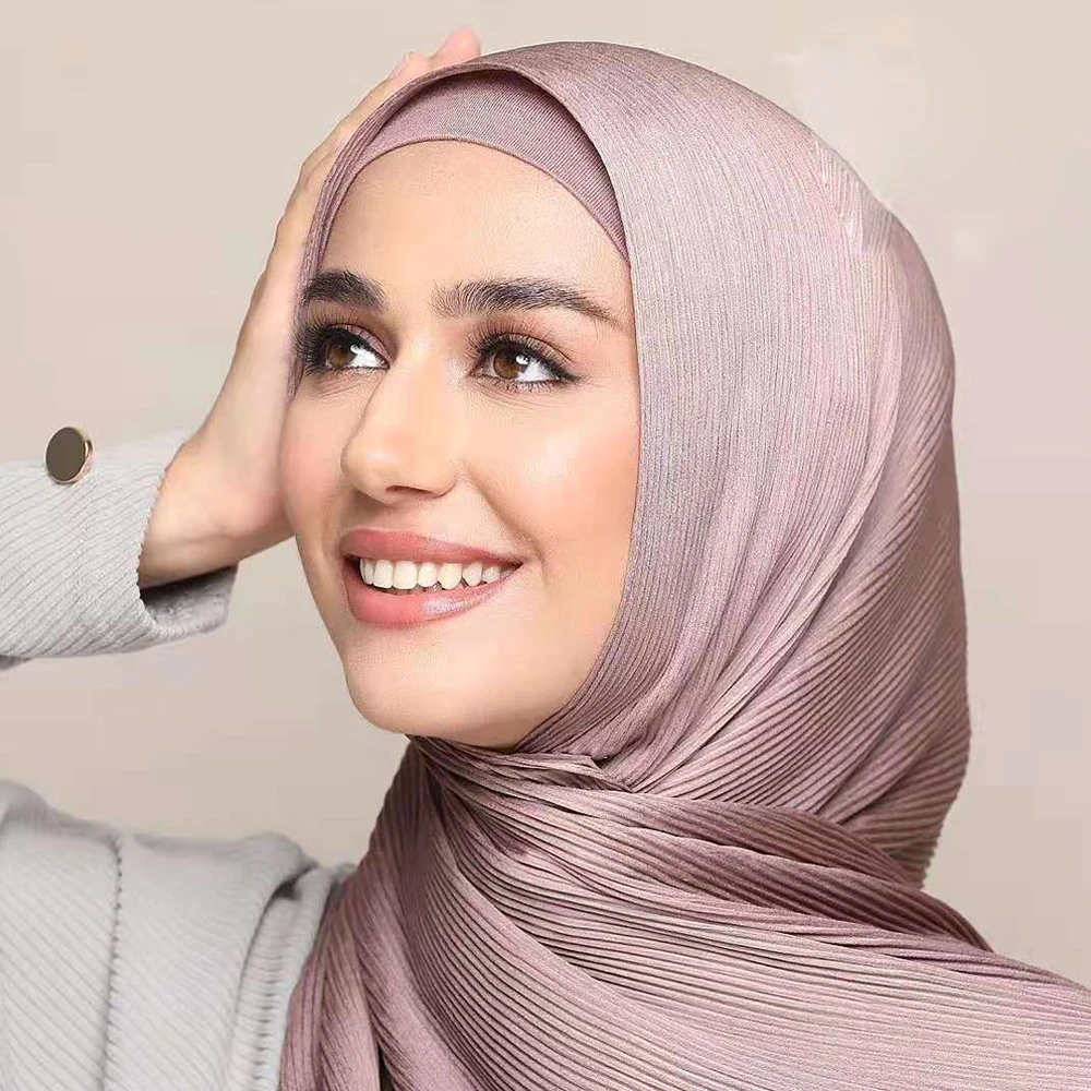 Newest High Quality  Malaysia Hot Selling Satin Pleated Hijab for Women Satin Hijab scarves