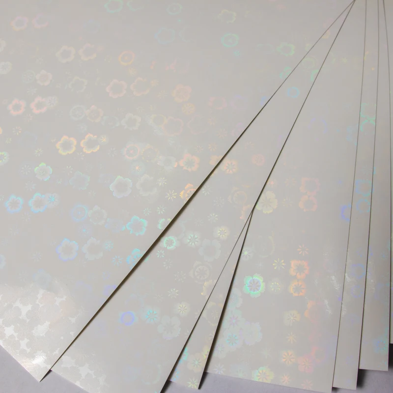 Holographic Cold Lamination Film for photo protection