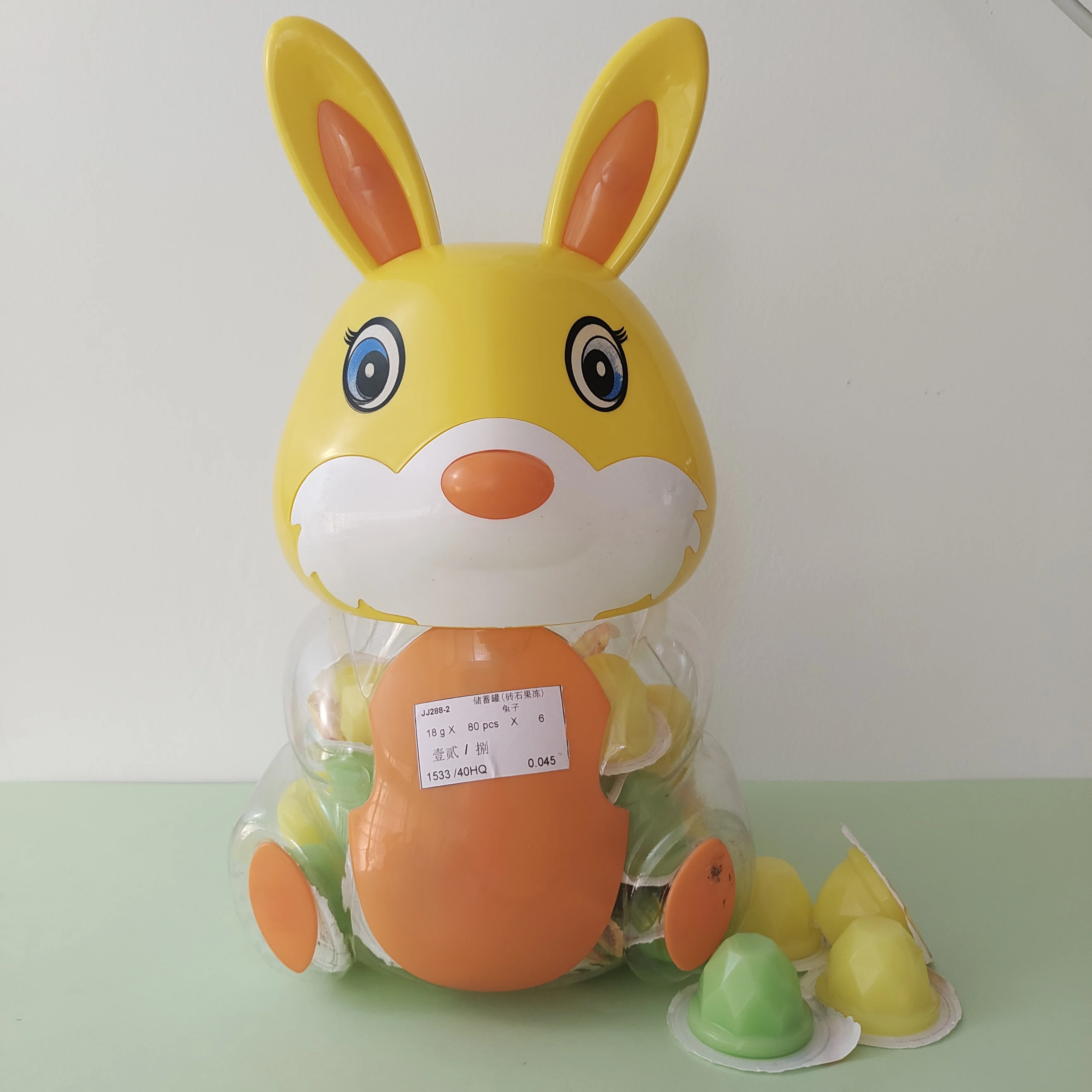 Manufacturers wholesale cartoon animal rabbit shape container fruit flavored jelly pudding candy 18G jelly cup