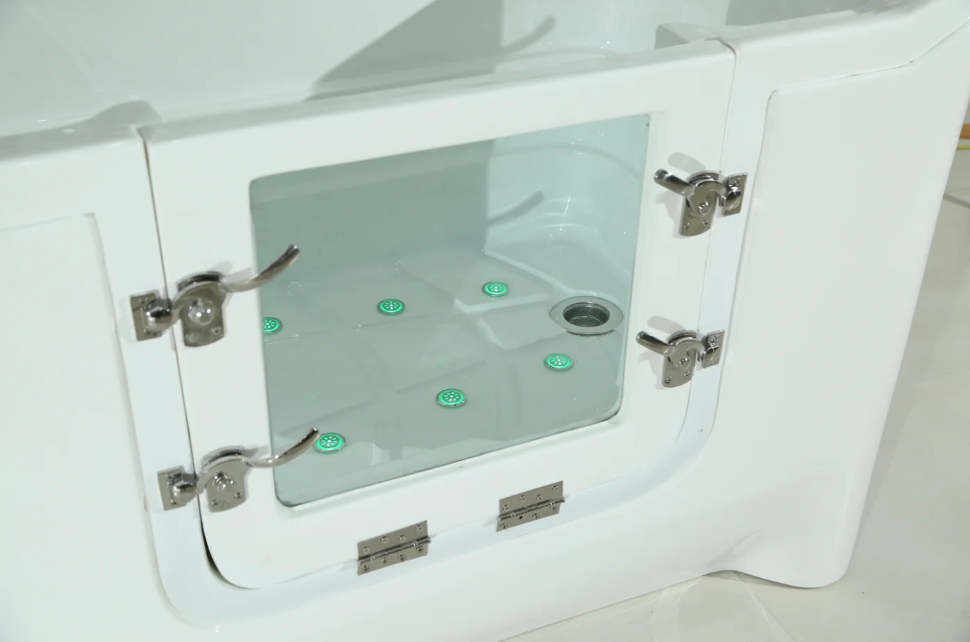 Manufacturing  pet products dog bubble spa dog washing station with ozone