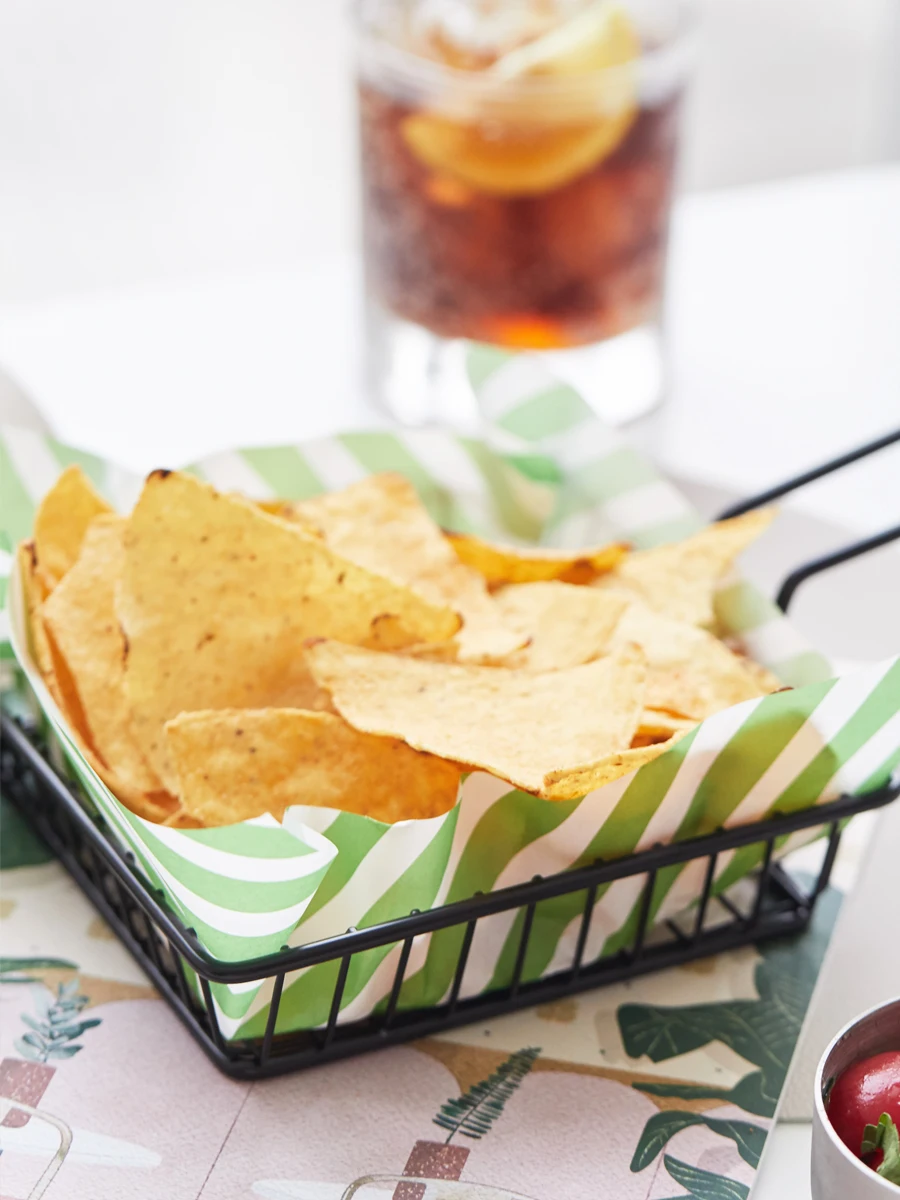 New Wholesale Spot Food Oil Proof Air Fryer Oven Parchment Absorbing Blotting Baking Silicone Oil Paper