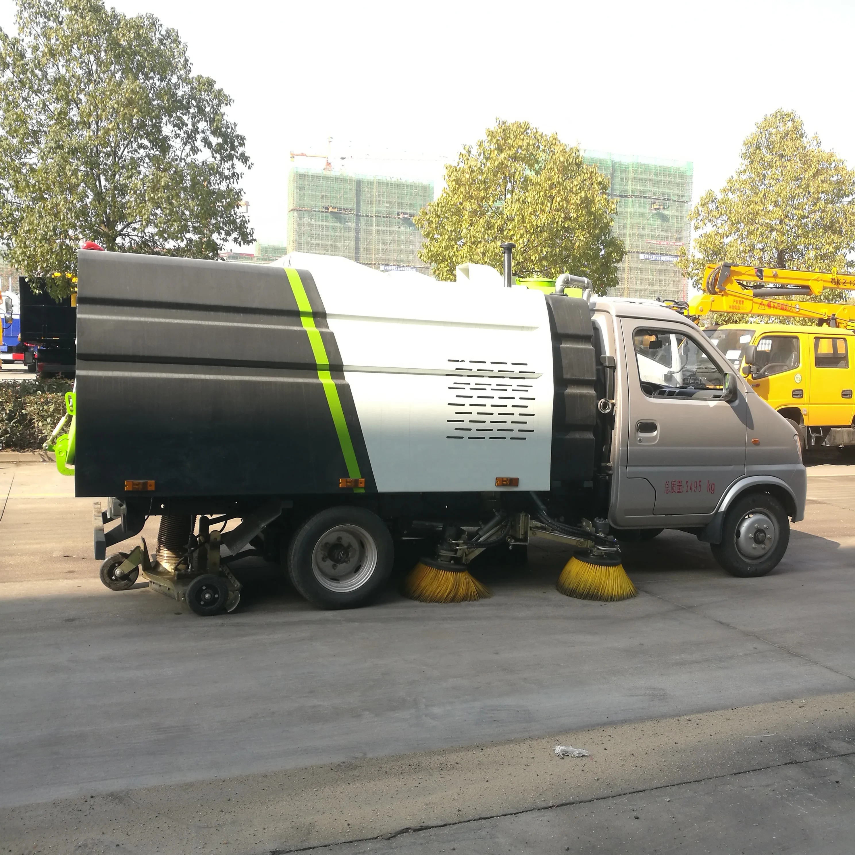 
Mini Road Vacuum Sweeper truck 