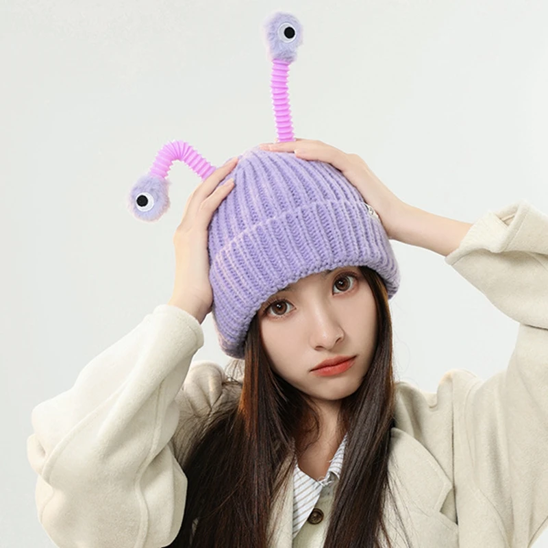 FF1842 Funny Winter Knit Beanie LED Warm Cuffed Knitted Skull Cap Halloween Party Beanie Hats Light Up Eyeball Winter Hats