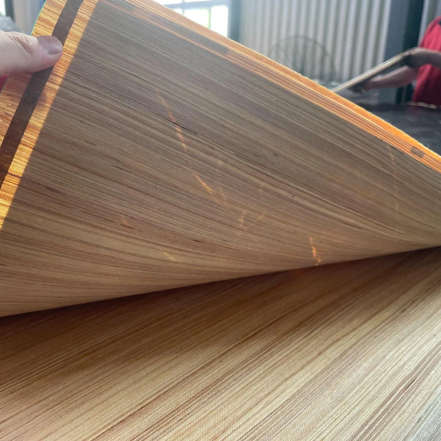 High Quality LVP melamine laminated recon veneer synchronized melamine veneer