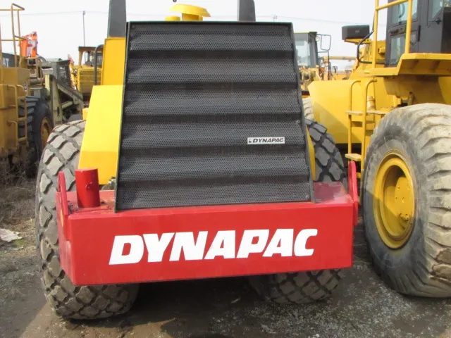 Б/у уплотнители DYNAPAC CA25D CA30D CA602D 10 тонн по конкурентной