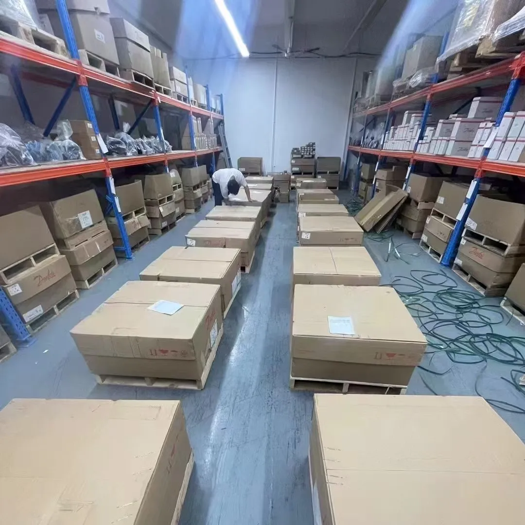 DG4V-3-0B-M-U-H7-69-EN124 клапан управления электромагнитным направленным клапаном Danfoss для машины литья под давлением