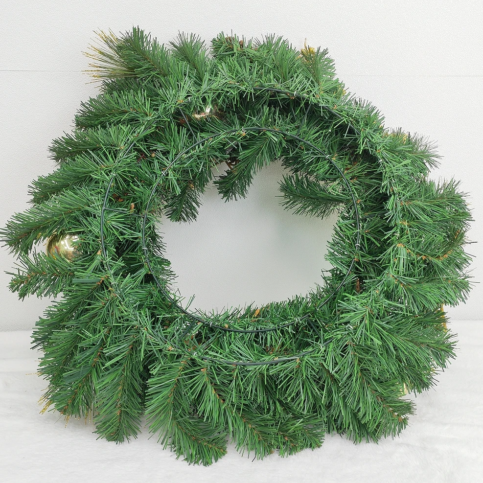 Factory Wholesale Cheap Price Plastic Artificial Wreath Indoor Hanging Green Christmas Wreaths