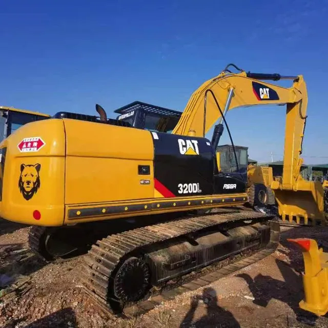 Самый большой дисконтный гусеничный гидравлический экскаватор Caterpillar 320 дл