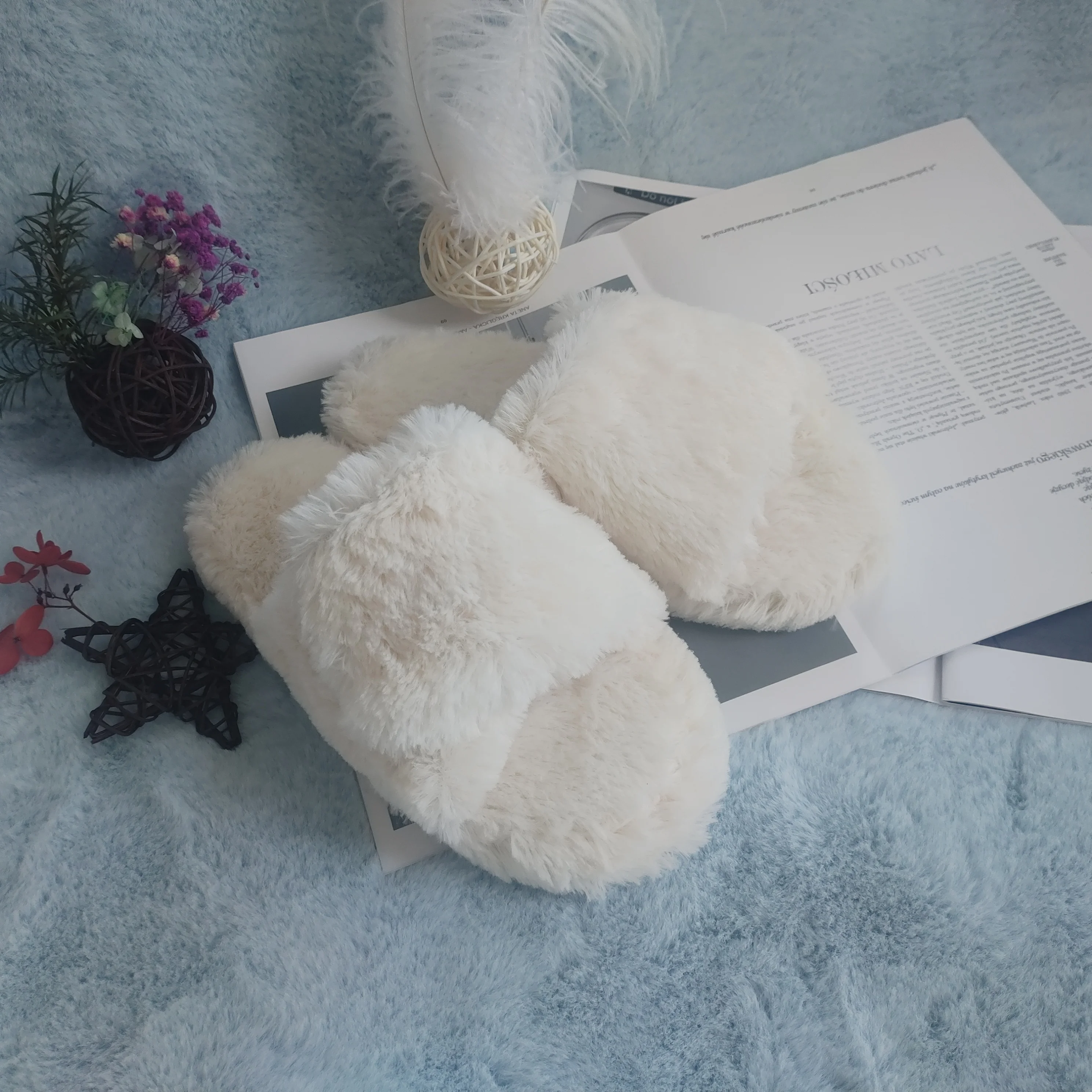 Autumn and winter new rabbit plush contracted leisure fashion home anti-slip light warm slippers