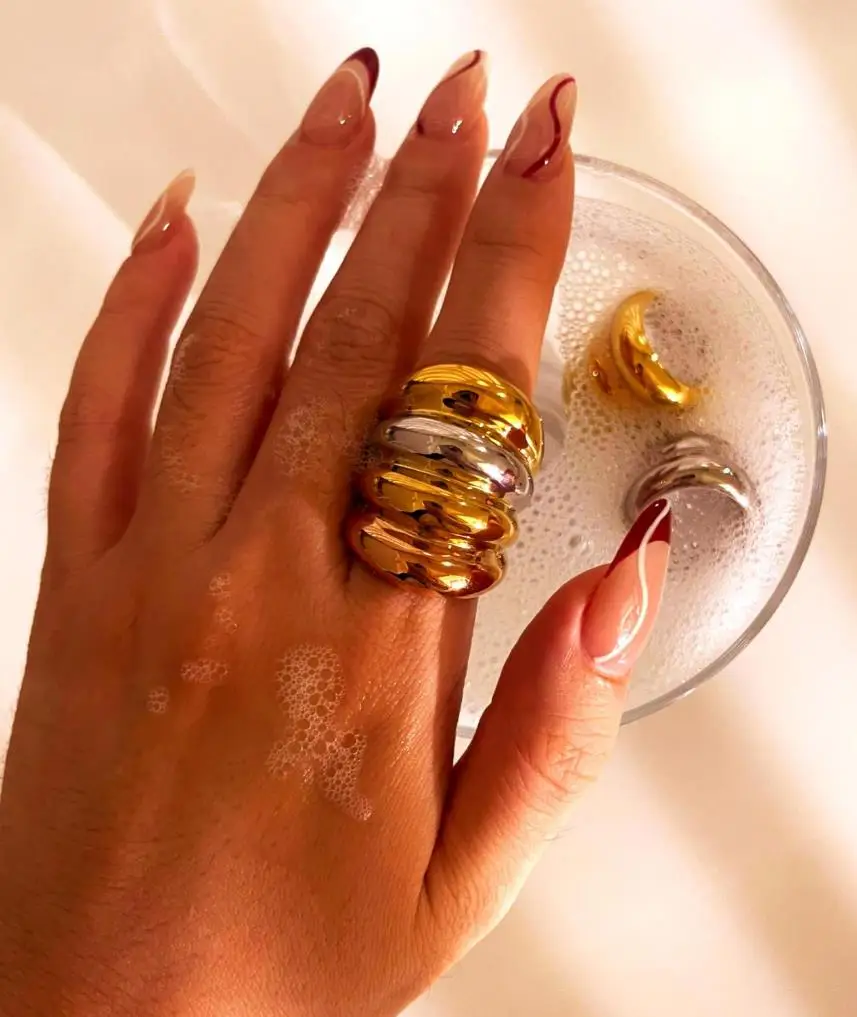 Fashion design stainless steel Finger rings wholesale titanium steel jewelry adjustable gold plated heart ring for women