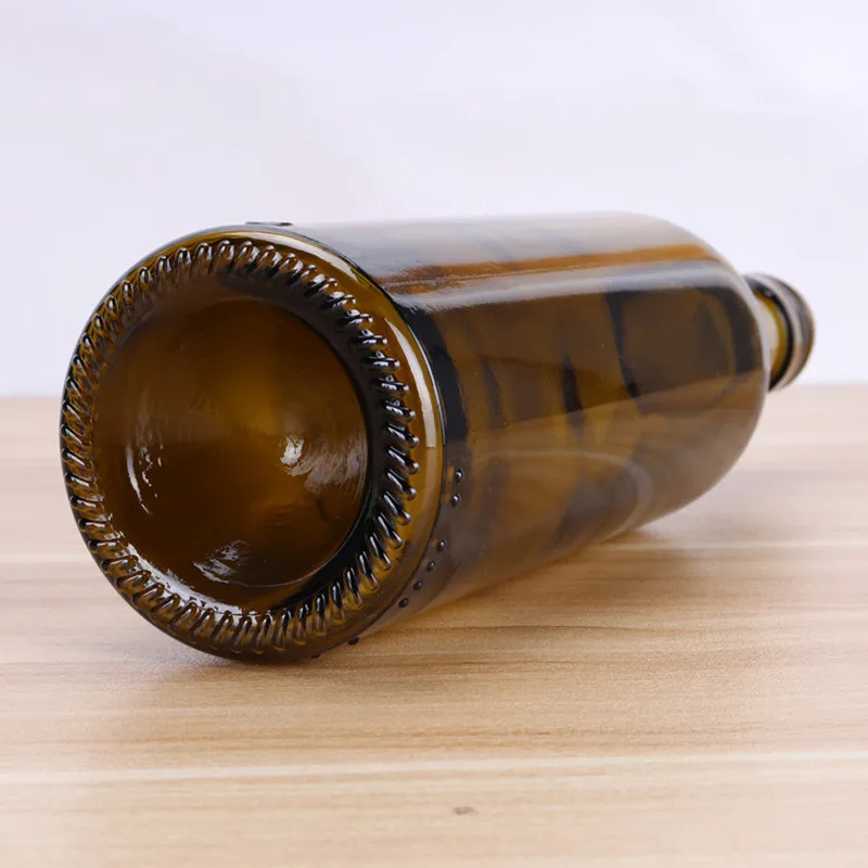 Bordeaux 750ML Antique Green Glass Wine Bottle Red Wine Low Price Cork Sealing