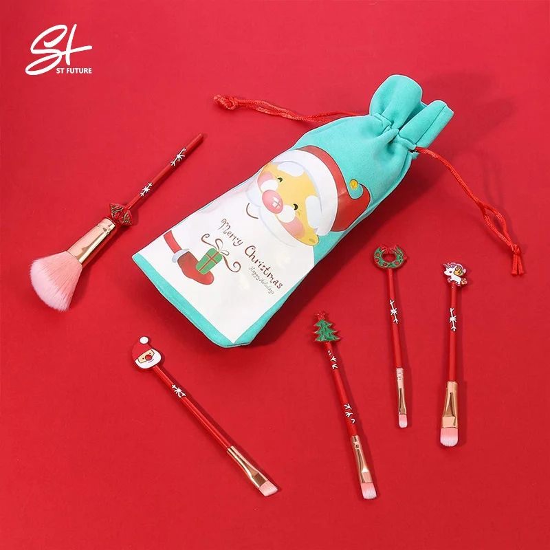 Cute Christmas Beauty Make Up Brushes Tool Cosmetic Powder Eye Shadow Pincel Maquiagem Lilo and Stitch Makeup Brush Set