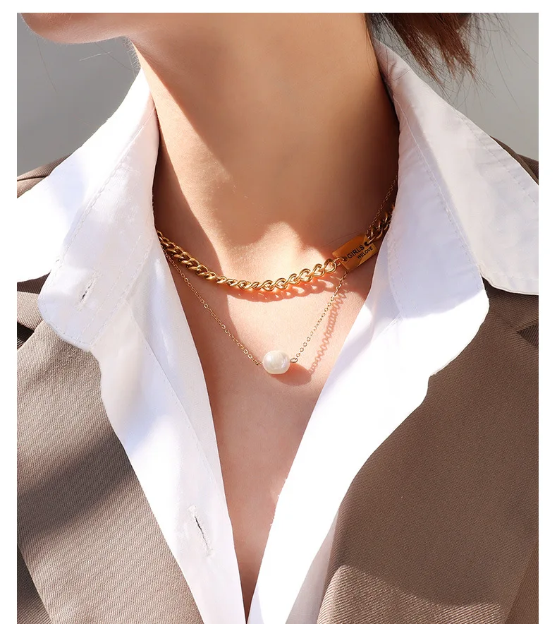 Fashion Double Retro Chain Jewelry Luxury Pearl Letters Square Ladies Necklace Pearl Set of Women