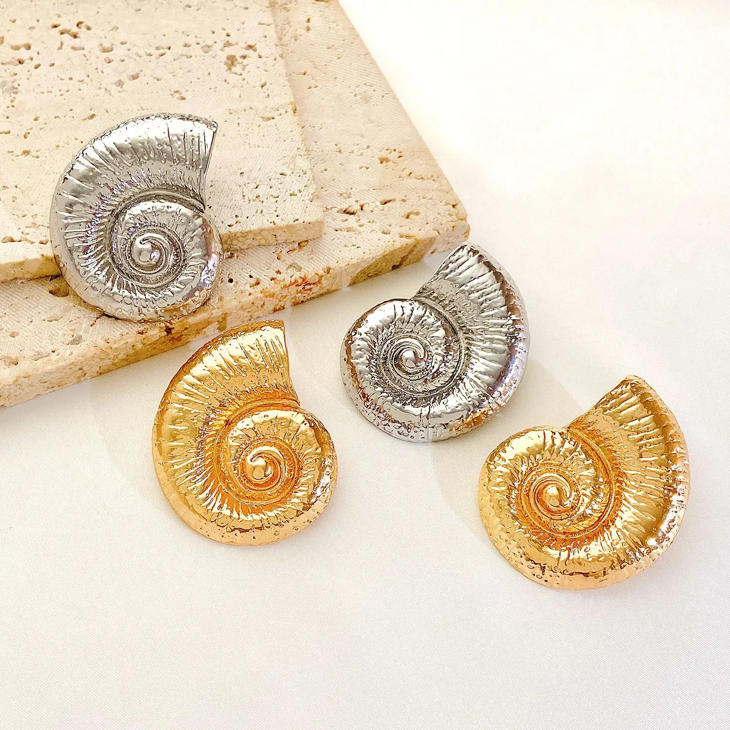 2024 Beach Jewelry Marine Animal Whelk Stud Earrings Statement Whelk Shape Earrings For Women Girl
