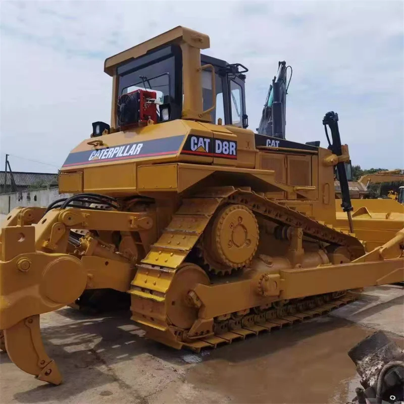 Original Japan Second hand CAT D 8r  Bulldozer  Low  shipping price excavator Caterpillar D6 D7 D 8