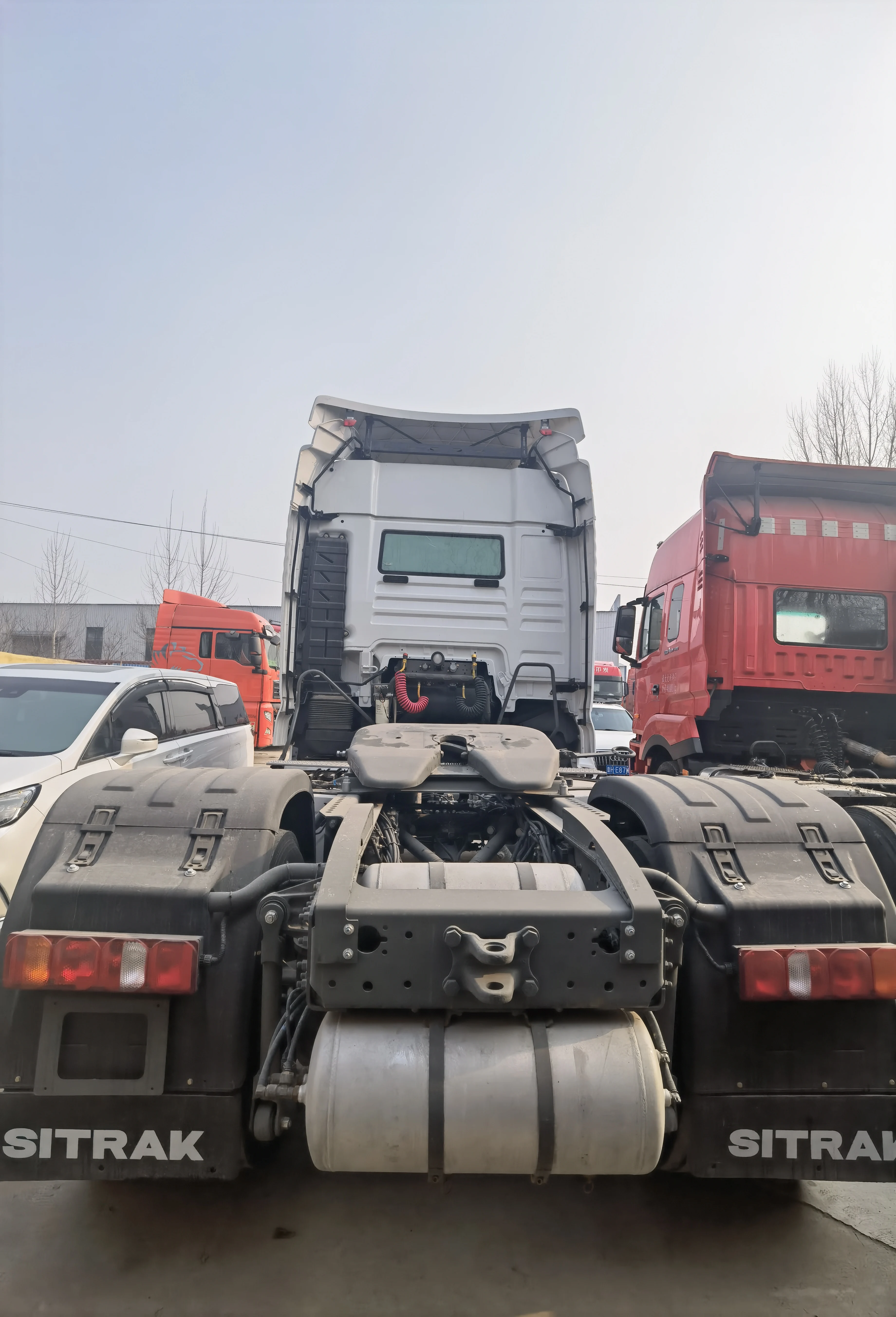 10 колес Япония Hino тракторный грузовик б/у hino цена