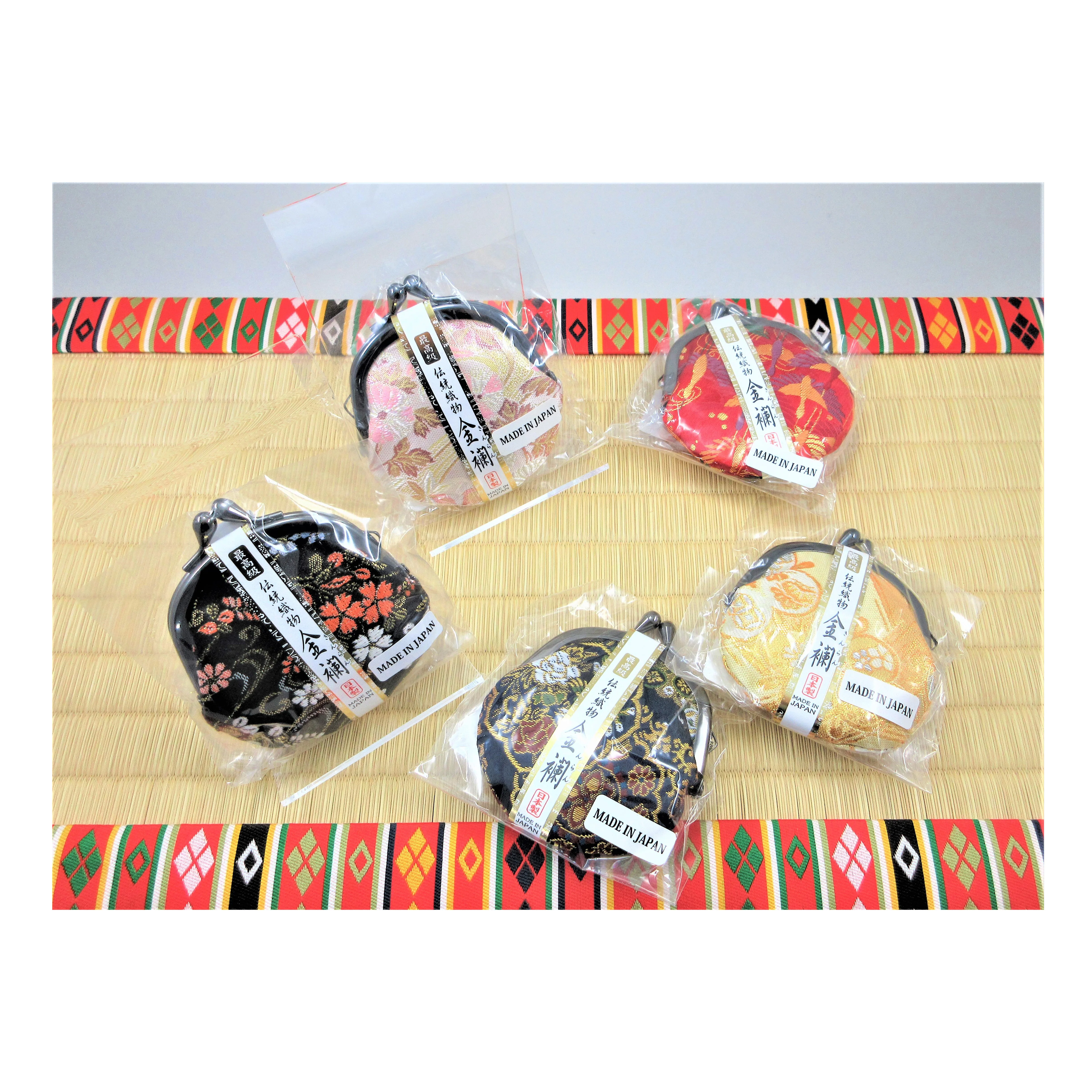 
Hot selling Japan style two sizes cute luxury girls purses in bulk 