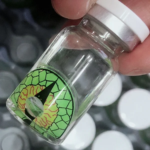 22 мм Халк зубчатые зубы sclera белые слепые Хэллоуин оптом дешевые ежегодные контактные линзы