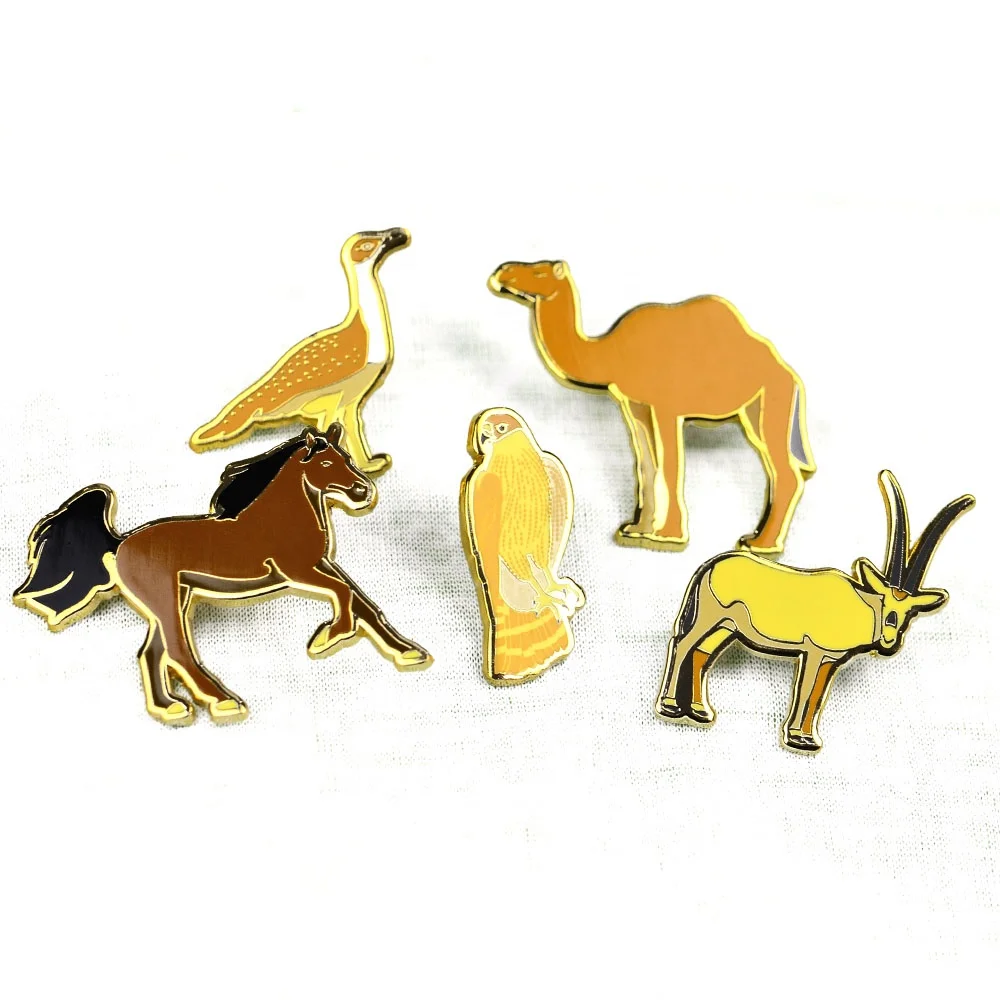 Made in china metal good quality free sample anime pin and badges enamel pin badge custom logo