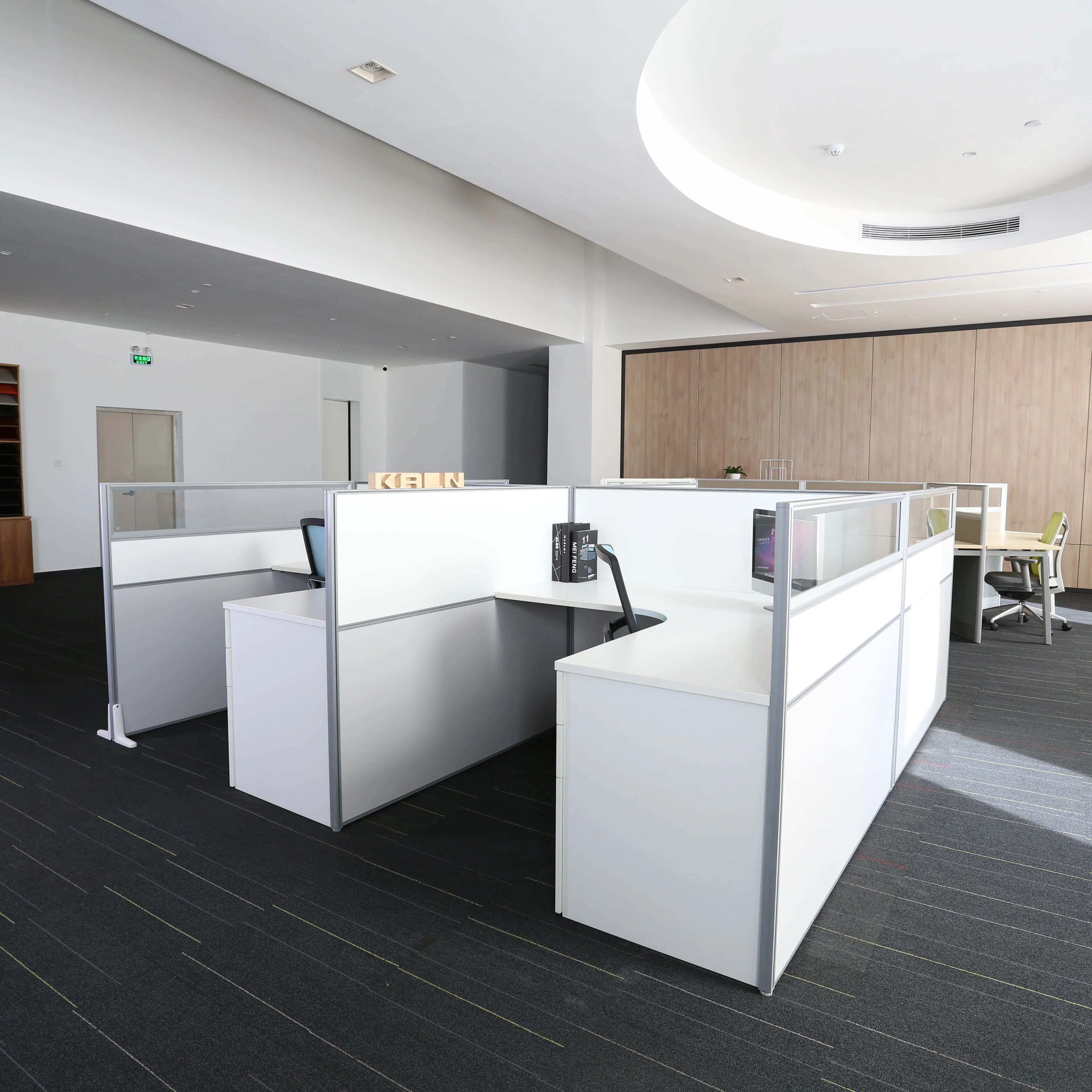 Customize modular furniture modern Counter cubicle office desk workstation for 2 4 6 person