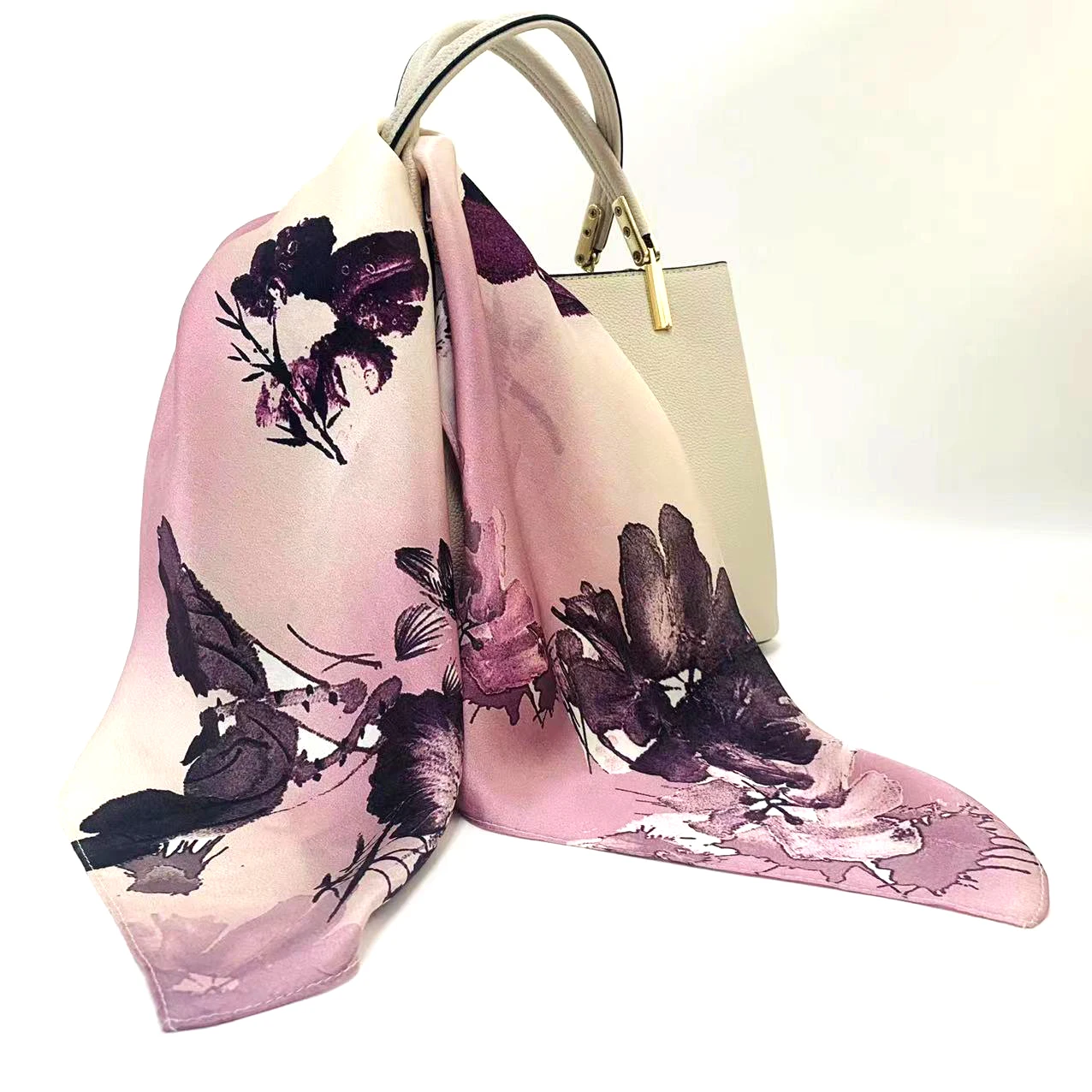 Manufacturing High Quality China Wholesale Designer Square 50x50 Small Custom Digital Printed Head Satin Silk Scarf Women
