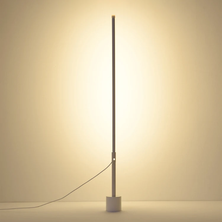 Low price modern 140CM wall corner floor light black decorative lamp round chassis LED slim strip floor lamps for living room