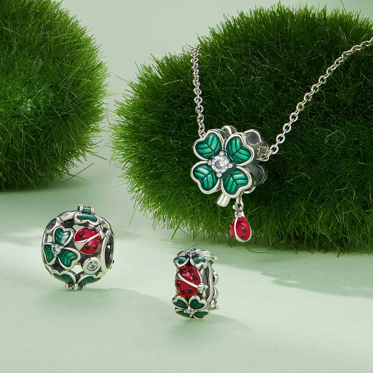 Hot selling s925 sterling silver ladybug DIY jewelry bead combination lucky clover series beads