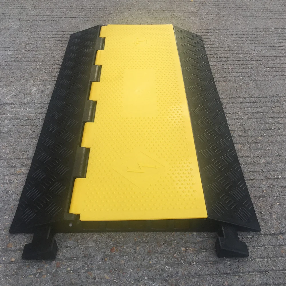 Heavy Duty 2 канала резиновый пандус для праздника желтая куртка шнура кабеля