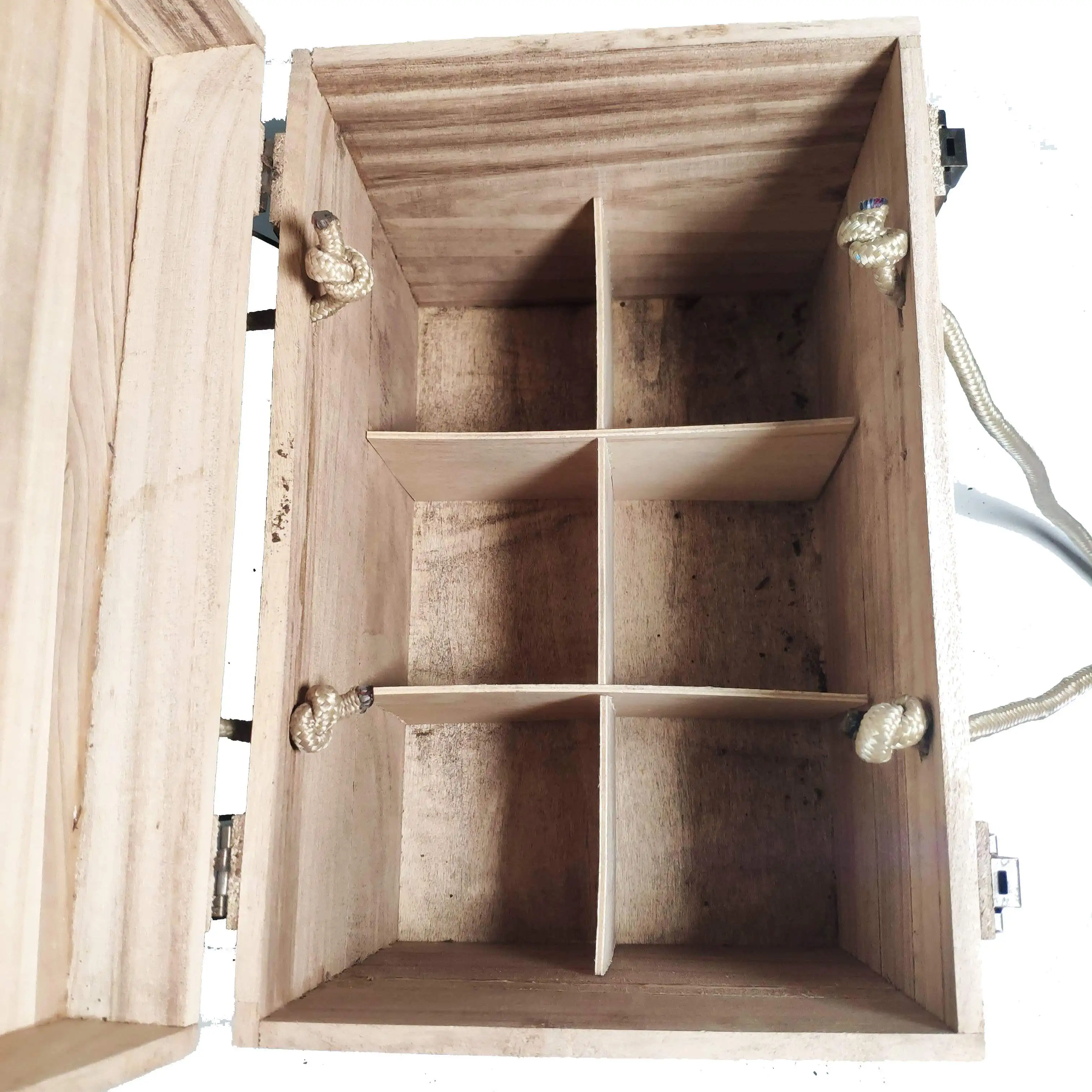 Деревянная коробка для вина